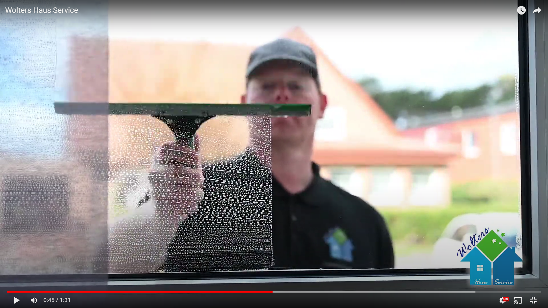 Fensterscheibe streifenfrei abziehen